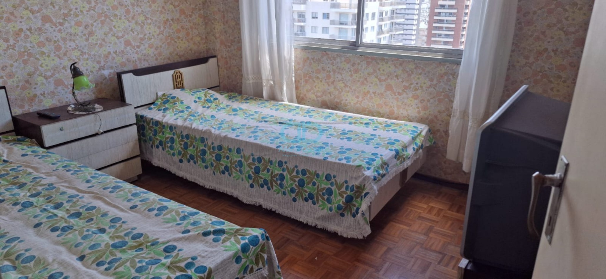 VENTA 4 AMBIENTES- DEPENDENCIA Y COCHERA