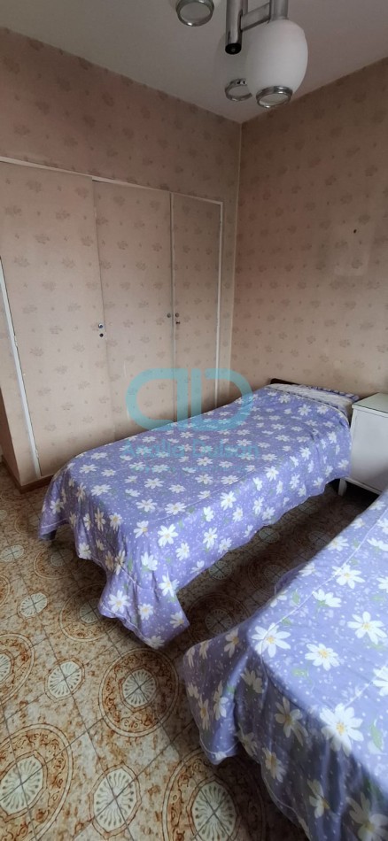 VENTA 2 AMBIENTES CON COCHERA 