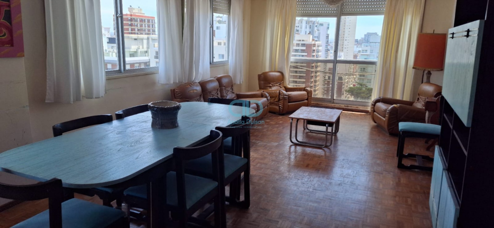 VENTA 4 AMBIENTES- DEPENDENCIA Y COCHERA