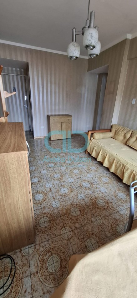 VENTA 2 AMBIENTES CON COCHERA 