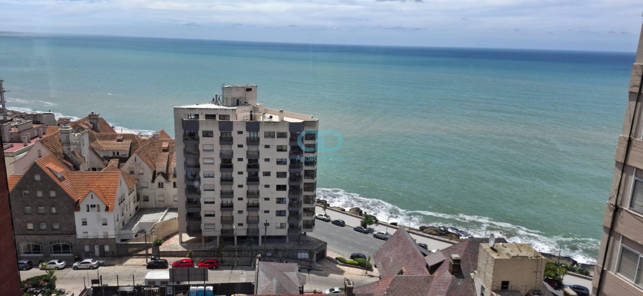 VENTA 4 AMBIENTES- DEPENDENCIA Y COCHERA - VITA AL MAR 