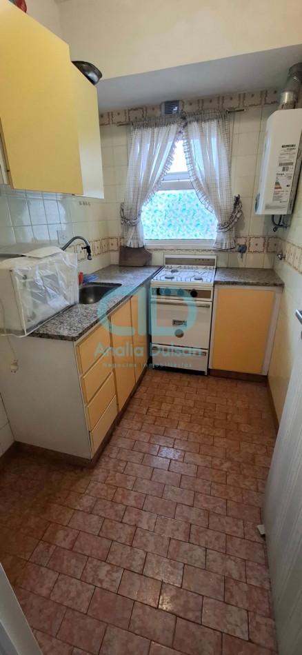 VENTA 2 AMBIENTES CON COCHERA 