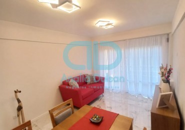 VENTA 3 AMBIENTES A LA CALLE CON BALCON SALIENTE